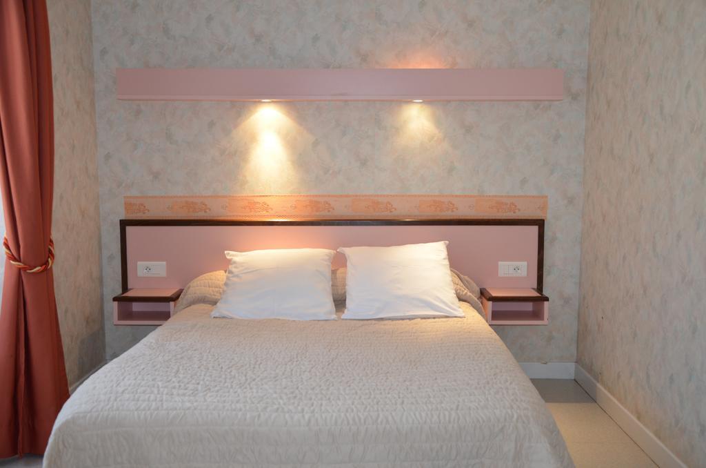 Logis Auberge De L'Allagnonette Saint-Poncy Экстерьер фото