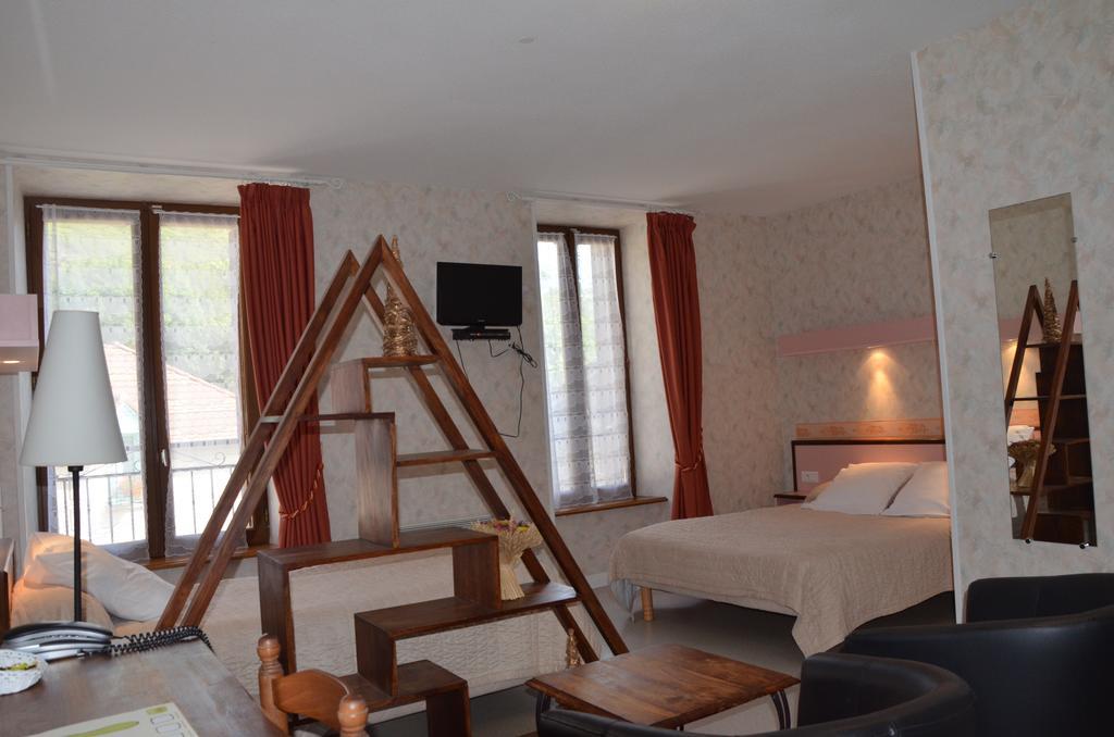 Logis Auberge De L'Allagnonette Saint-Poncy Экстерьер фото